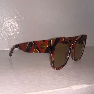 Brand new Gucci sunglasses